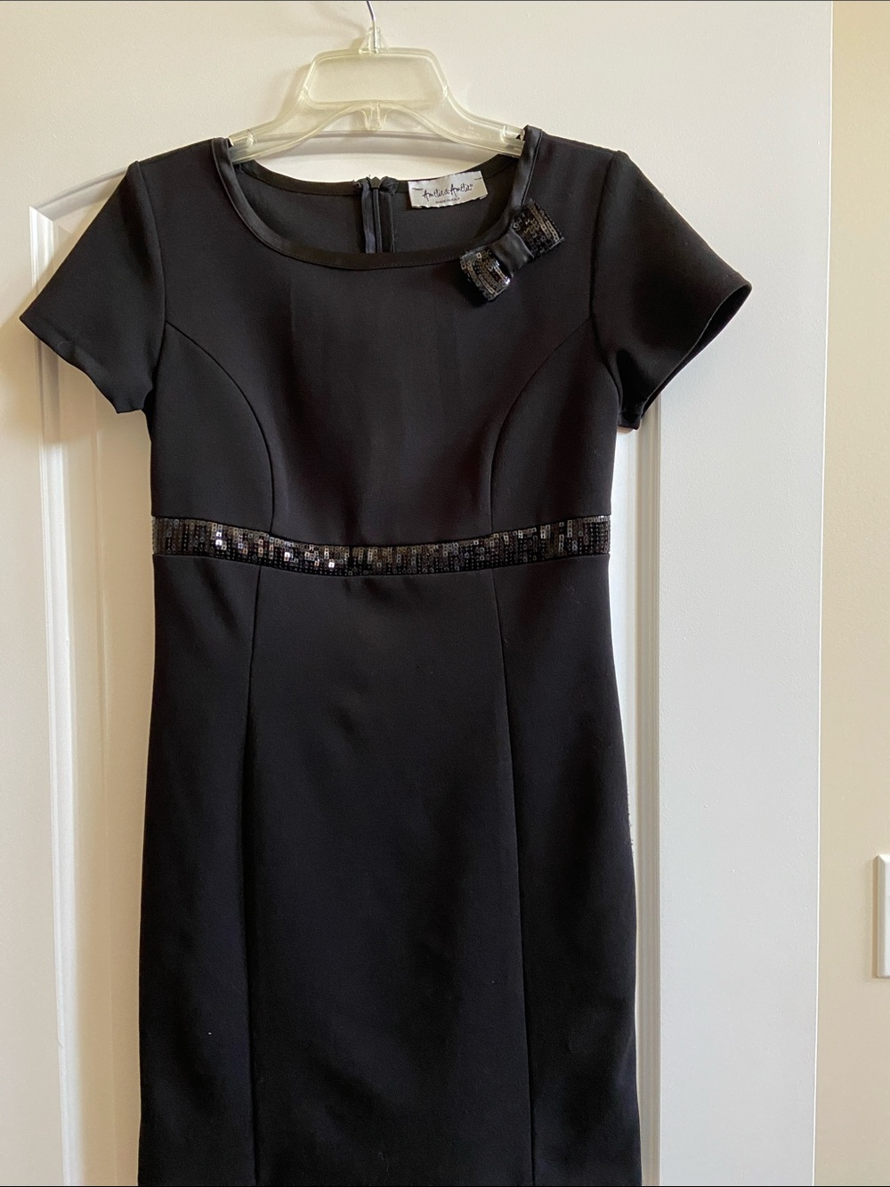 Black Short-Sleeve Sheath Dress with Sequin Waist and Bow